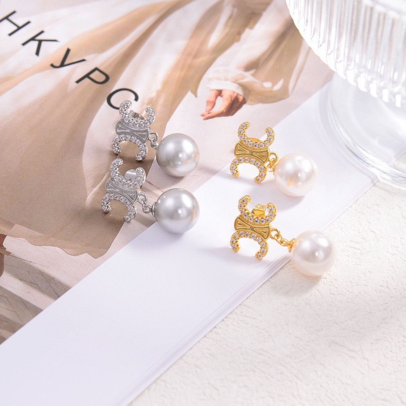 Ce**e earrings